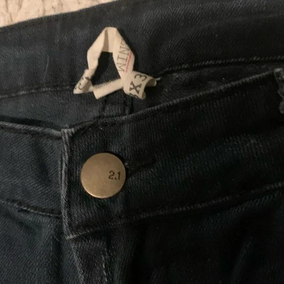 Forever 21 2.1 Women’s Denim Dark Blue Distressed Destroyed Skinny Jeans 28x32 - Picture 7 of 15